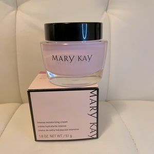 Intense Moisturizing Cream